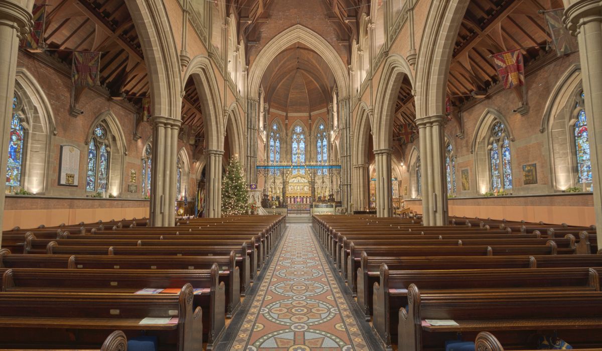 How Stone Vaults Shape Choral Sound in Parish Churches